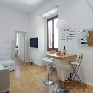  Appartamento Navona Secret Italia